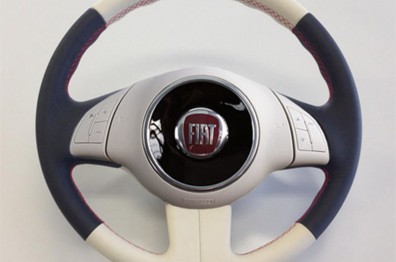 Fiat500ステアリング革巻き フィアット Vw等のオーダーシートカバー通販 アルジュジャパン